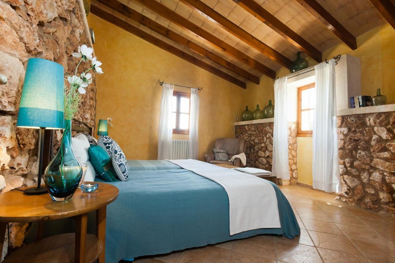 Holiday home Finca Can Fonoll Llubi